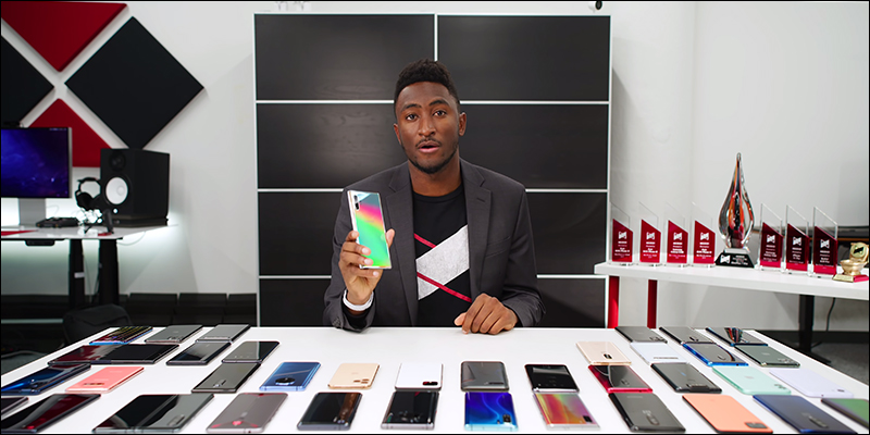 MKBHD 公布 2019 年度智慧型手機獎 ,快看自己的手機有沒有獲選! - 電腦王阿達 MKBHD 公布 2019 年度智慧型手機獎 ,快看自己的手機有沒有獲選! - 電腦王阿達