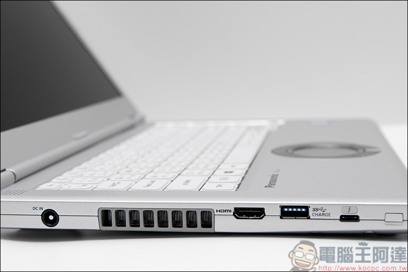 Panasonic TOUGHBOOK CF-SV8 & CF-LV8 開箱評測,真正日本製造、重量不到1公斤與強固設計 - 電腦王阿達 Panasonic TOUGHBOOK CF-SV8 & CF-LV8 開箱評測,真正日本製造、重量不到1公斤與強固設計 - 電腦王阿達