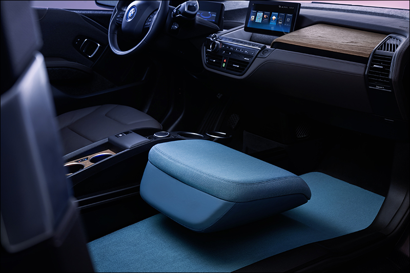 BMW i3 Urban Suite 、 X7 ZeroG Lounger 座椅 CES 2020 亮相，提供副駕宛如頭等艙的乘車體驗 - 電腦王阿達