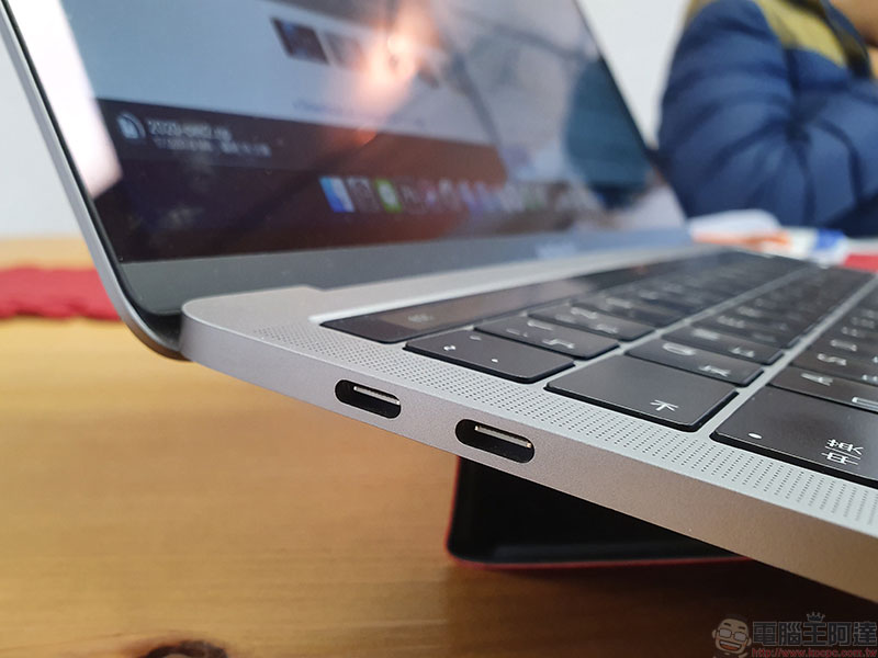 Thunderbolt 4 將於 2020 年問世,但 USB 還是 PC 配備主流 - 電腦王阿達 Thunderbolt 4 將於 2020 年問世,但 USB 還是 PC 配備主流 - 電腦王阿達