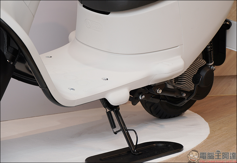 Gogoro VIVA Lite 正式發表:「優格白」簡約配色、更低購車門檻,未補助前原價 52,980 元 - 電腦王阿達 Gogoro VIVA Lite 正式發表:「優格白」簡約配色、更低購車門檻,未補助前原價 52,980 元 - 電腦王阿達