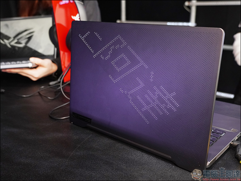 華碩 ROG Zephyrus G14 電競筆電超吸睛 LED 上蓋自由打造專屬燈效、 ROG Strix GA15/GA35 電競桌機動眼看 - 電腦王阿達 華碩 ROG Zephyrus G14 電競筆電超吸睛 LED 上蓋自由打造專屬燈效、 ROG Strix GA15/GA35 電競桌機動眼看 - 電腦王阿達