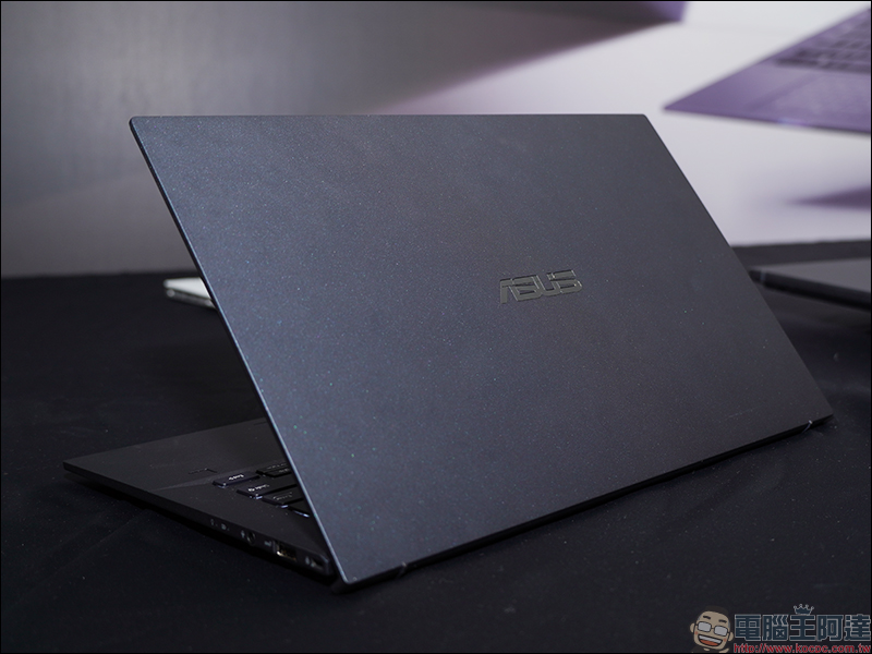 華碩 ExpertBook B9450 商用筆電搶先動眼看,世界最輕 14 吋,完整滿足商務使用需求 - 電腦王阿達 華碩 ExpertBook B9450 商用筆電搶先動眼看,世界最輕 14 吋,完整滿足商務使用需求 - 電腦王阿達