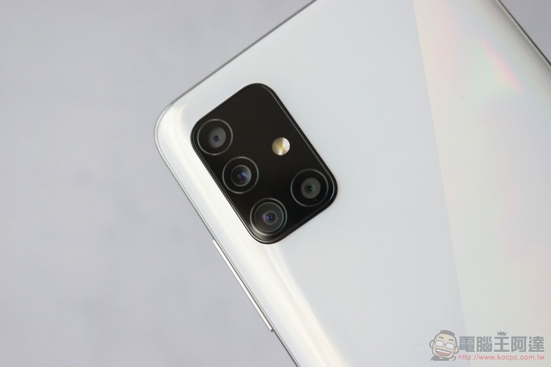 Samsung Galaxy A51 /A71 開箱實測 ，微距讓手機攝影也「O 極限」 - 電腦王阿達