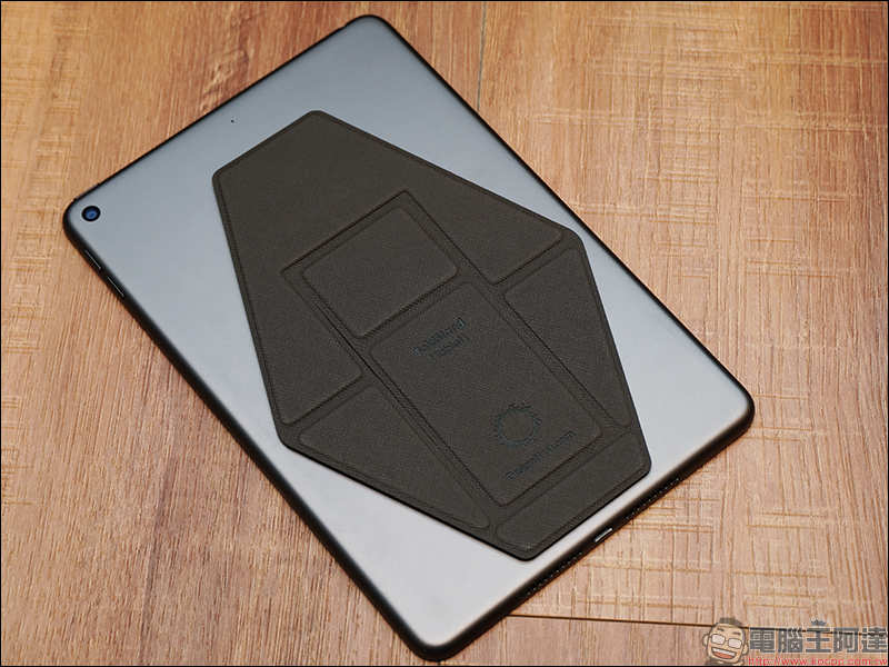 FoldStand 隱形三角超磁架 開箱動手玩:輕鬆撐起你的筆電、手機、平板電腦! - 電腦王阿達 FoldStand 隱形三角超磁架 開箱動手玩:輕鬆撐起你的筆電、手機、平板電腦! - 電腦王阿達