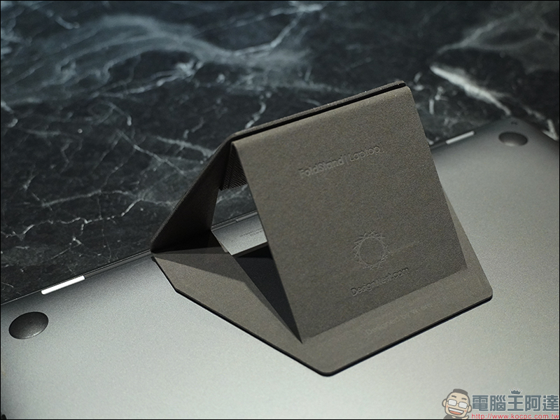 FoldStand 隱形三角超磁架 開箱動手玩:輕鬆撐起你的筆電、手機、平板電腦! - 電腦王阿達 FoldStand 隱形三角超磁架 開箱動手玩:輕鬆撐起你的筆電、手機、平板電腦! - 電腦王阿達