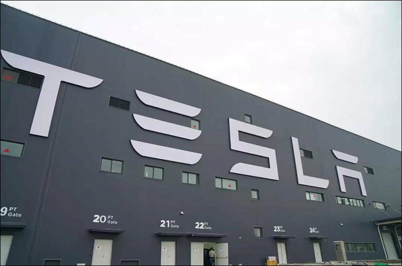 特斯拉 Tesla 受武漢肺炎疫情影響，中國上海超級工廠暫時關閉 - 電腦王阿達