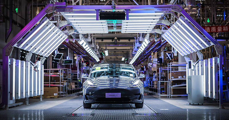 Tesla 將仰賴電動車最昂貴零件的先機 ，取得對上 Porsche 等車廠挑戰的優勢？ - 電腦王阿達