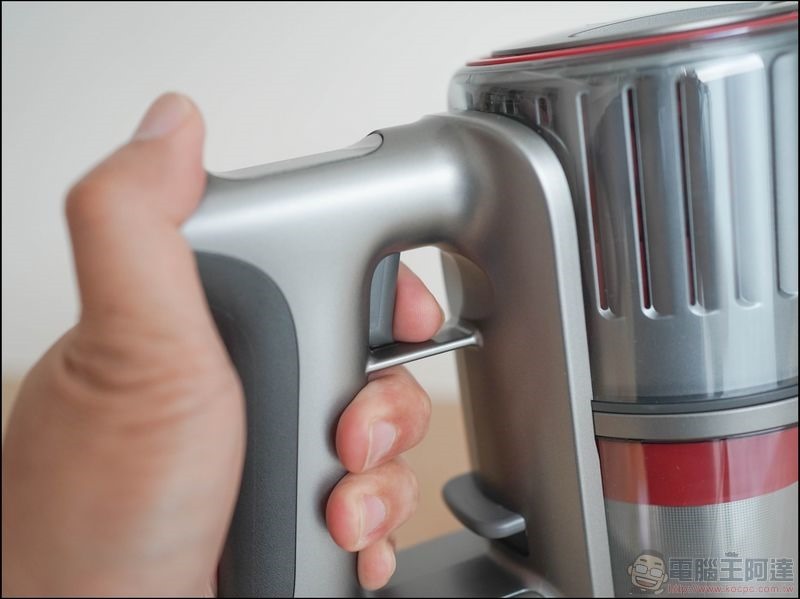 石頭 H6 手持無線吸塵器 開箱 - 15 石頭 H6 手持無線吸塵器 開箱 - 15