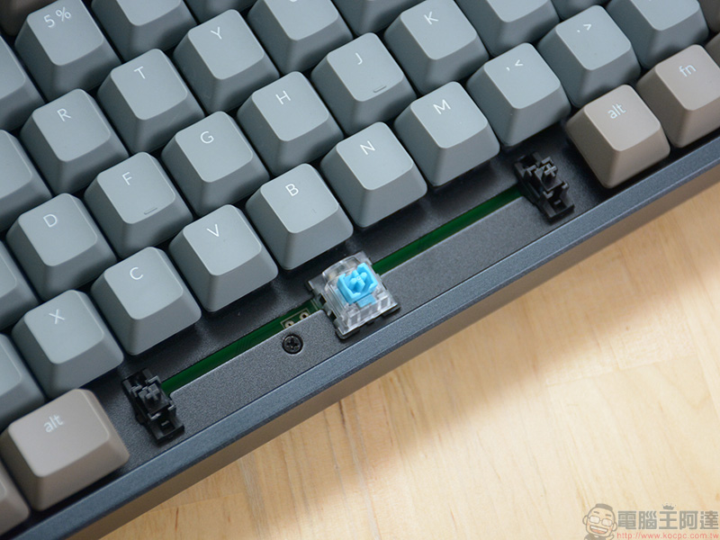 Keychron K4 光軸100 鍵雙模四系統機械式鍵盤實測動手玩,保有數字鍵輸入更方便 - 電腦王阿達 Keychron K4 光軸100 鍵雙模四系統機械式鍵盤實測動手玩,保有數字鍵輸入更方便 - 電腦王阿達