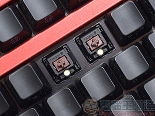 Keychron K4 光軸100 鍵雙模四系統機械式鍵盤實測動手玩，保有數字鍵輸入更方便 - 電腦王阿達