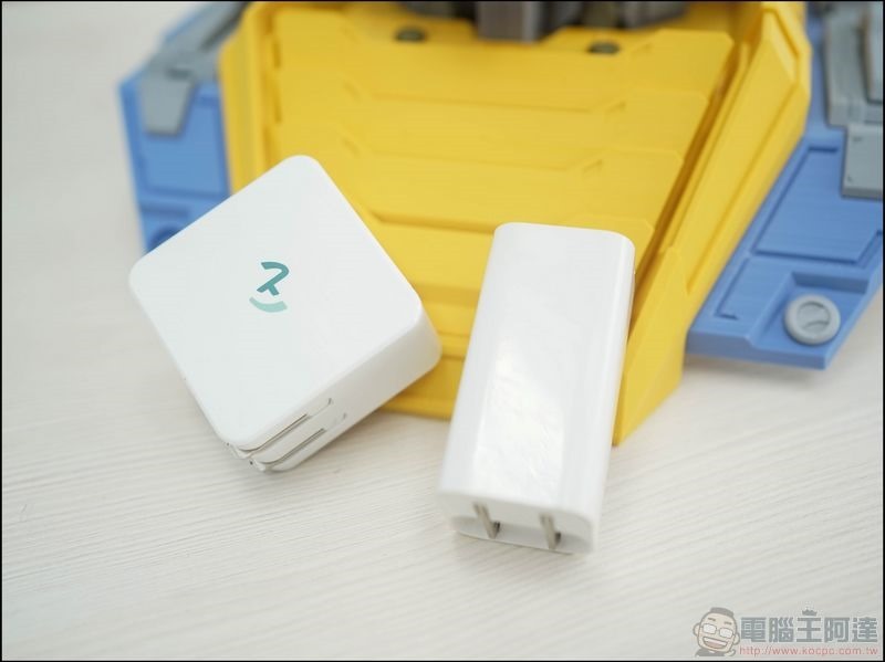 Allite 氮化鎵快充 開箱 - 10 Allite 氮化鎵快充 開箱 - 10