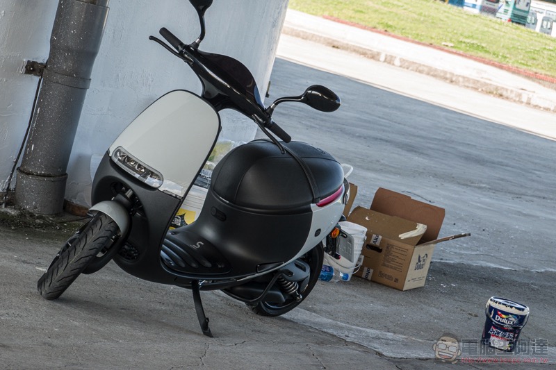 關閉暗黑模式, Gogoro S1 冰岩灰 實車動眼看 - 電腦王阿達 關閉暗黑模式, Gogoro S1 冰岩灰 實車動眼看 - 電腦王阿達
