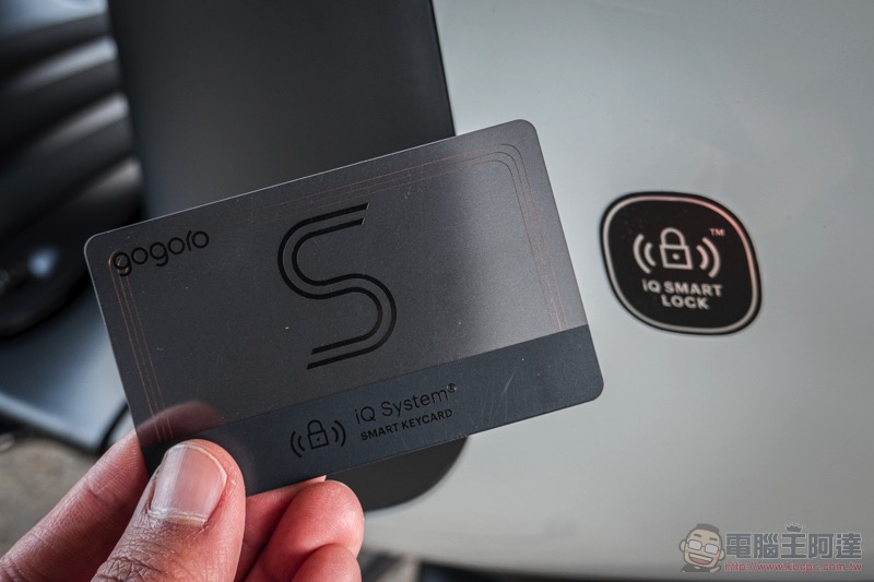 關閉暗黑模式, Gogoro S1 冰岩灰 實車動眼看 - 電腦王阿達 關閉暗黑模式, Gogoro S1 冰岩灰 實車動眼看 - 電腦王阿達