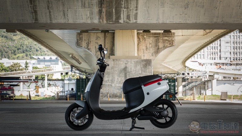 關閉暗黑模式, Gogoro S1 冰岩灰 實車動眼看 - 電腦王阿達 關閉暗黑模式, Gogoro S1 冰岩灰 實車動眼看 - 電腦王阿達