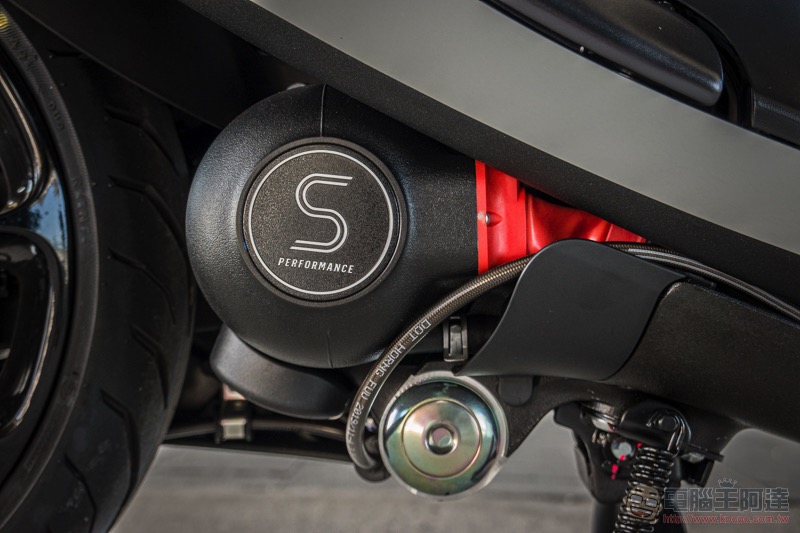 關閉暗黑模式, Gogoro S1 冰岩灰 實車動眼看 - 電腦王阿達 關閉暗黑模式, Gogoro S1 冰岩灰 實車動眼看 - 電腦王阿達