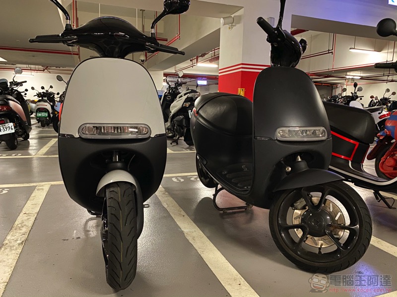 關閉暗黑模式, Gogoro S1 冰岩灰 實車動眼看 - 電腦王阿達 關閉暗黑模式, Gogoro S1 冰岩灰 實車動眼看 - 電腦王阿達