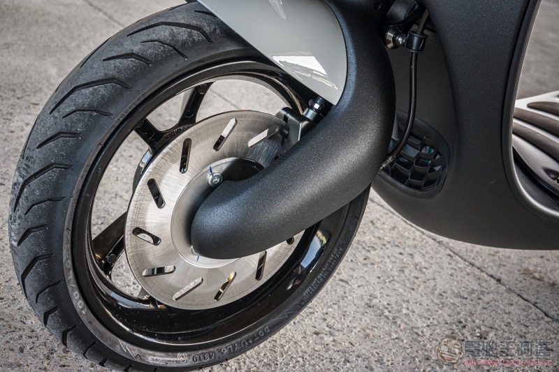 關閉暗黑模式, Gogoro S1 冰岩灰 實車動眼看 - 電腦王阿達 關閉暗黑模式, Gogoro S1 冰岩灰 實車動眼看 - 電腦王阿達