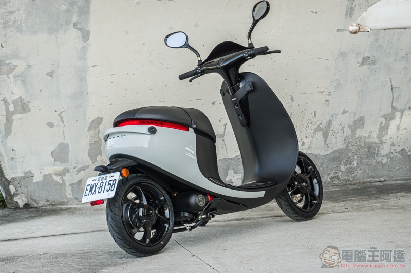 關閉暗黑模式, Gogoro S1 冰岩灰 實車動眼看 - 電腦王阿達 關閉暗黑模式, Gogoro S1 冰岩灰 實車動眼看 - 電腦王阿達