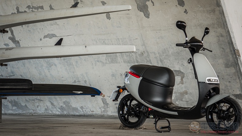 關閉暗黑模式, Gogoro S1 冰岩灰 實車動眼看 - 電腦王阿達 關閉暗黑模式, Gogoro S1 冰岩灰 實車動眼看 - 電腦王阿達