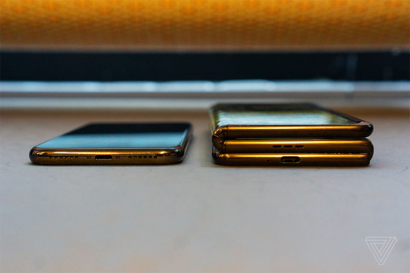 TCL 發表三摺式智慧型手機,完全展開比 iPad 還大 - 電腦王阿達 TCL 發表三摺式智慧型手機,完全展開比 iPad 還大 - 電腦王阿達
