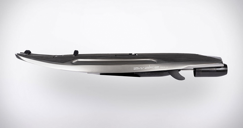 AWAKE RAVIK S 電動衝浪板 讓你在水上飆出 56kph 高速 - 電腦王阿達 AWAKE RAVIK S 電動衝浪板 讓你在水上飆出 56kph 高速 - 電腦王阿達