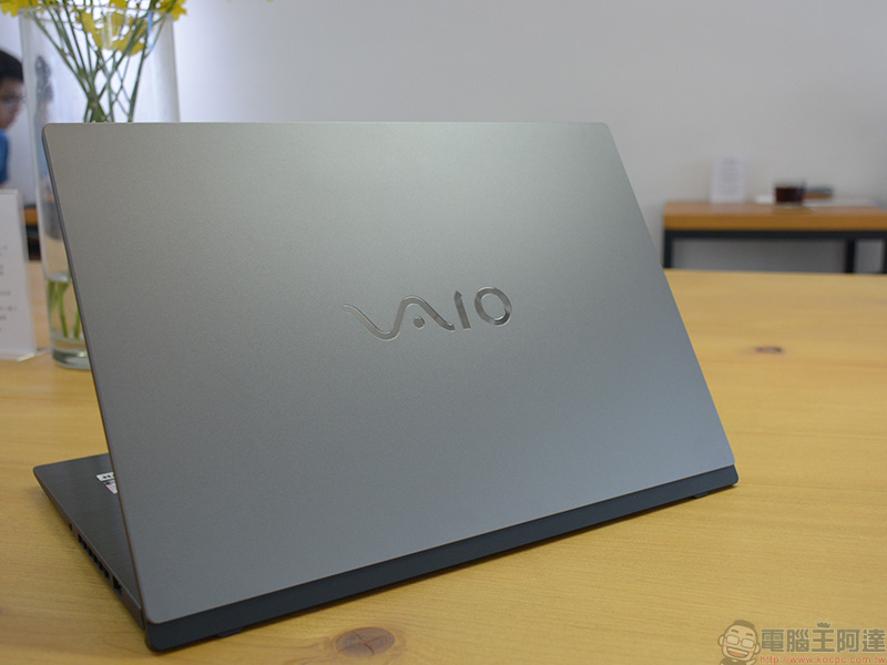 VAIO S13 特仕升級版與 VAIO SE14 青春版動手玩,日系 DNA 有感降價入手更輕鬆 - 電腦王阿達 VAIO S13 特仕升級版與 VAIO SE14 青春版動手玩,日系 DNA 有感降價入手更輕鬆 - 電腦王阿達