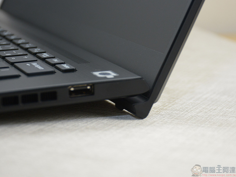 VAIO S13 特仕升級版與 VAIO SE14 青春版動手玩,日系 DNA 有感降價入手更輕鬆 - 電腦王阿達 VAIO S13 特仕升級版與 VAIO SE14 青春版動手玩,日系 DNA 有感降價入手更輕鬆 - 電腦王阿達