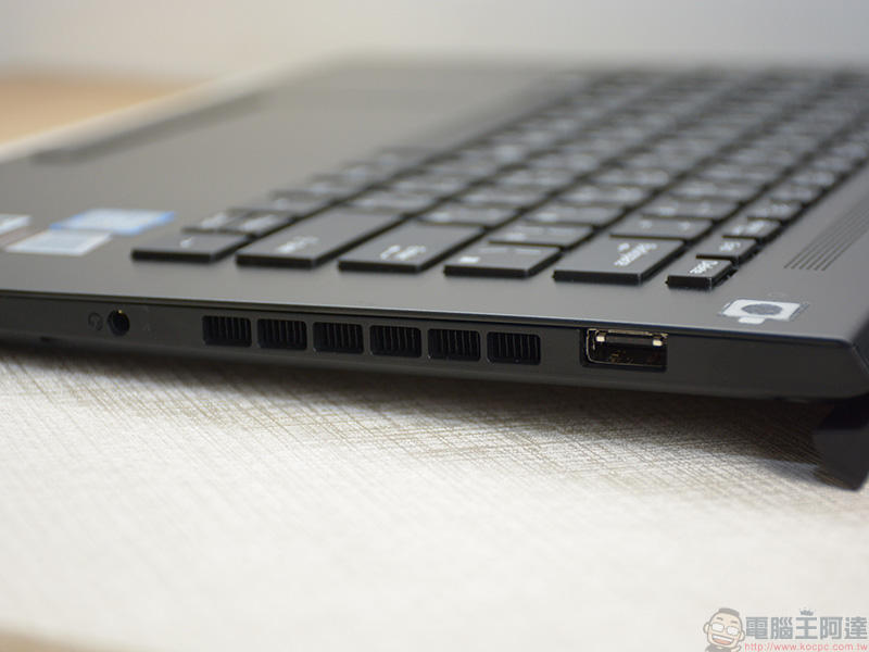 VAIO S13 特仕升級版與 VAIO SE14 青春版動手玩,日系 DNA 有感降價入手更輕鬆 - 電腦王阿達 VAIO S13 特仕升級版與 VAIO SE14 青春版動手玩,日系 DNA 有感降價入手更輕鬆 - 電腦王阿達