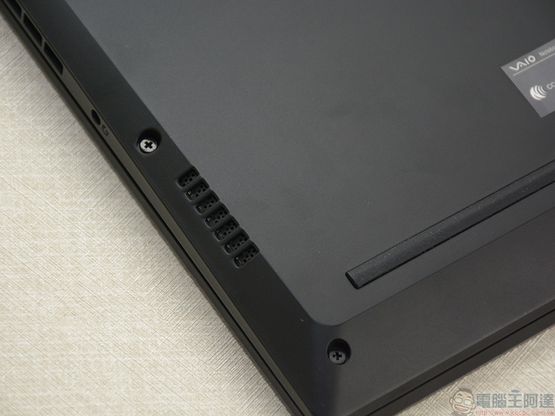 VAIO S13 特仕升級版與 VAIO SE14 青春版動手玩,日系 DNA 有感降價入手更輕鬆 - 電腦王阿達 VAIO S13 特仕升級版與 VAIO SE14 青春版動手玩,日系 DNA 有感降價入手更輕鬆 - 電腦王阿達