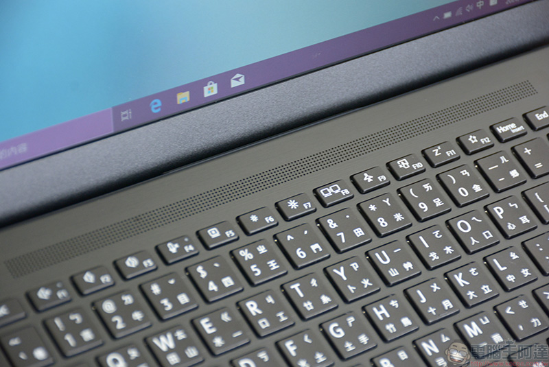 VAIO S13 特仕升級版與 VAIO SE14 青春版動手玩,日系 DNA 有感降價入手更輕鬆 - 電腦王阿達 VAIO S13 特仕升級版與 VAIO SE14 青春版動手玩,日系 DNA 有感降價入手更輕鬆 - 電腦王阿達