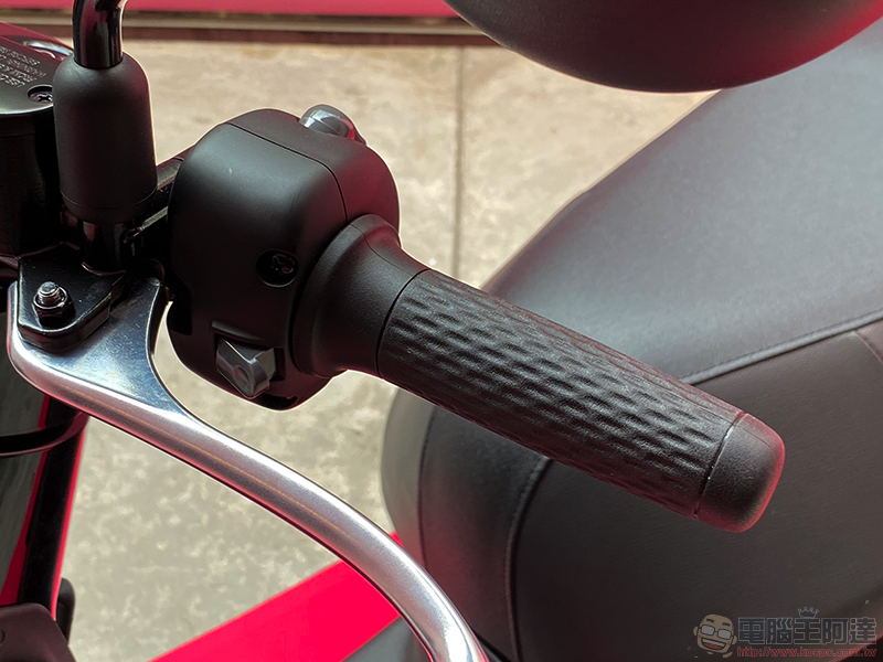 更多彩的 Gogoro 3 Delight 登場,12 吋胎親民車高、加入倒車按鈕 - 電腦王阿達 更多彩的 Gogoro 3 Delight 登場,12 吋胎親民車高、加入倒車按鈕 - 電腦王阿達