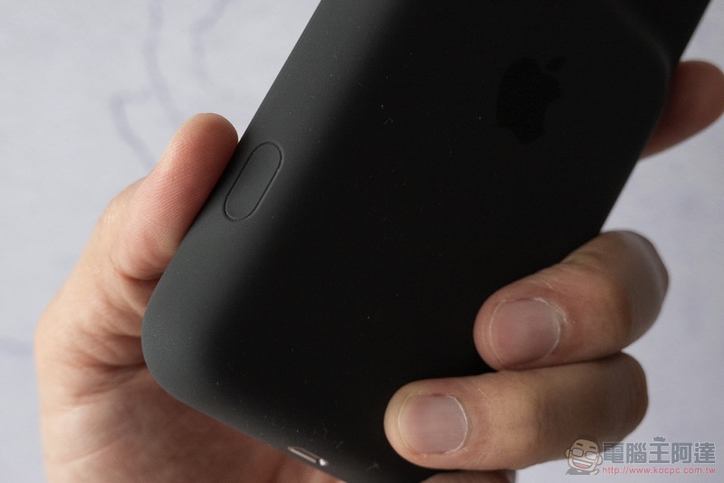 專利揭露蘋果 iPhone 原廠相機與電競遊戲 MagSafe 手機殼的可能設計 - 電腦王阿達