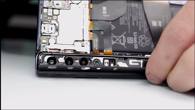 Huawei Mate Xs 5G 摺疊手機拆解影片分享,鉸鏈拆卸難度極高 - 電腦王阿達 Huawei Mate Xs 5G 摺疊手機拆解影片分享,鉸鏈拆卸難度極高 - 電腦王阿達