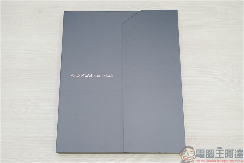 ASUS ProArt StudioBook 17 (H700) 開箱,搭載Pantone認證高色彩精準度螢幕的創作者筆電 - 電腦王阿達 ASUS ProArt StudioBook 17 (H700) 開箱,搭載Pantone認證高色彩精準度螢幕的創作者筆電 - 電腦王阿達