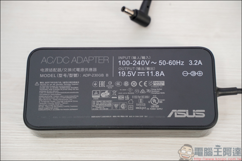 ASUS ProArt StudioBook 17 (H700) 開箱,搭載Pantone認證高色彩精準度螢幕的創作者筆電 - 電腦王阿達 ASUS ProArt StudioBook 17 (H700) 開箱,搭載Pantone認證高色彩精準度螢幕的創作者筆電 - 電腦王阿達