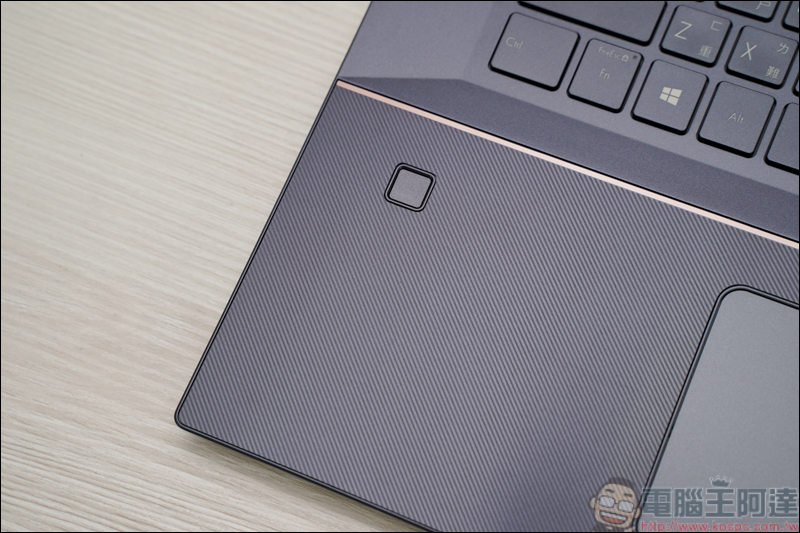ASUS ProArt StudioBook 17 (H700) 開箱,搭載Pantone認證高色彩精準度螢幕的創作者筆電 - 電腦王阿達 ASUS ProArt StudioBook 17 (H700) 開箱,搭載Pantone認證高色彩精準度螢幕的創作者筆電 - 電腦王阿達