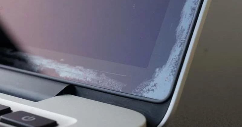 Apple 承認配備 Retina 螢幕的 MacBook Air 可能也有抗反射塗層脫落問題 - 電腦王阿達