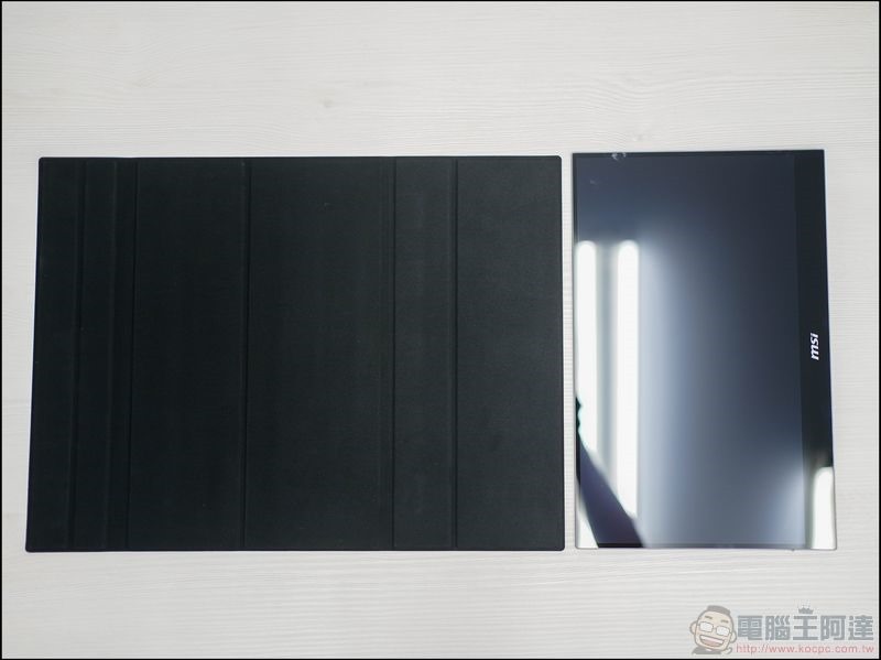 MSI Optix MAG161V 開箱 - 07 MSI Optix MAG161V 開箱 - 07