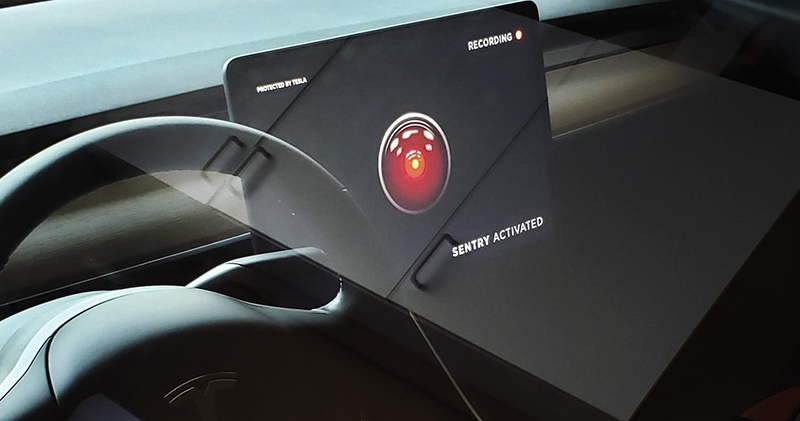 Tesla 哨兵模式因太像《太空漫遊》將改版，在此之前可以先看看新的行車紀錄觀看介面 - 電腦王阿達