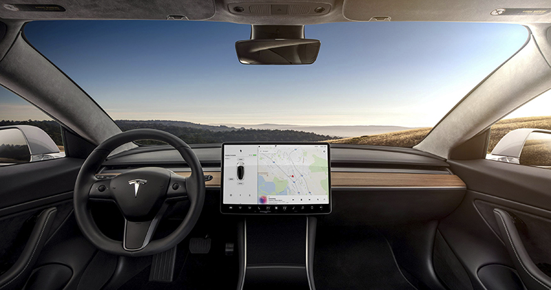 Tesla Model 3 車內相機用途 終於解密，與自駕計程車 Robotaxis 有關 - 電腦王阿達