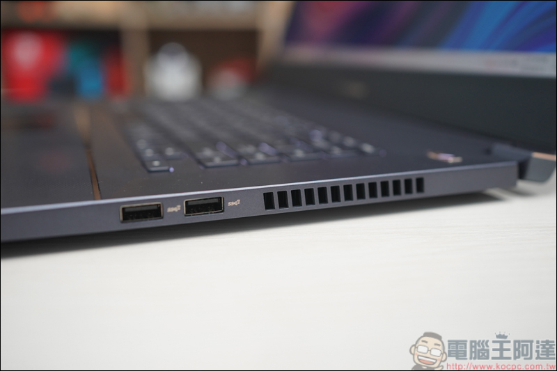 ASUS ProArt StudioBook 17 (H700) 開箱,搭載Pantone認證高色彩精準度螢幕的創作者筆電 - 電腦王阿達 ASUS ProArt StudioBook 17 (H700) 開箱,搭載Pantone認證高色彩精準度螢幕的創作者筆電 - 電腦王阿達