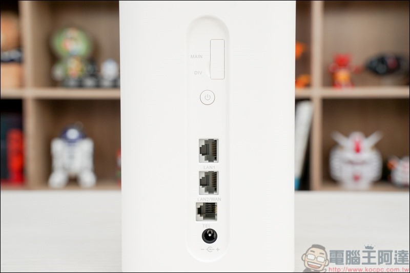 HUAWEI B818 開箱 - 05 HUAWEI B818 開箱 - 05