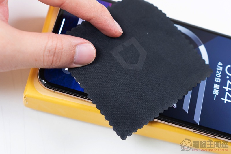 打不破的保護貼! 犀牛盾 3D 壯撞貼 iPhone 使用體驗(評測 / 評價 / 開箱) - 電腦王阿達 打不破的保護貼! 犀牛盾 3D 壯撞貼 iPhone 使用體驗(評測 / 評價 / 開箱) - 電腦王阿達