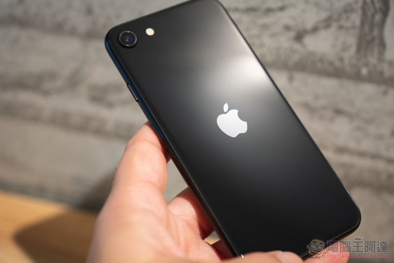iPhone SE 開箱體驗 :我就值得! - 電腦王阿達 iPhone SE 開箱體驗 :我就值得! - 電腦王阿達