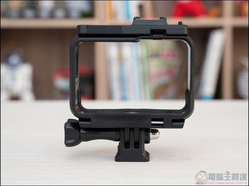 INSTA360 One R 保護邊框 開箱 - 07 INSTA360 One R 冷靴保護邊框 開箱 - 07