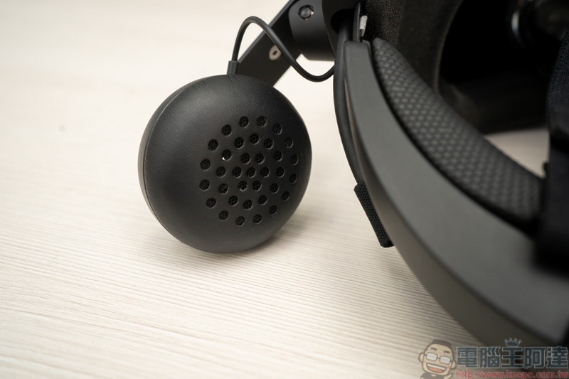 HTC Vive Cosmos Elite 開箱 - 11 HTC Vive Cosmos Elite 開箱 - 11