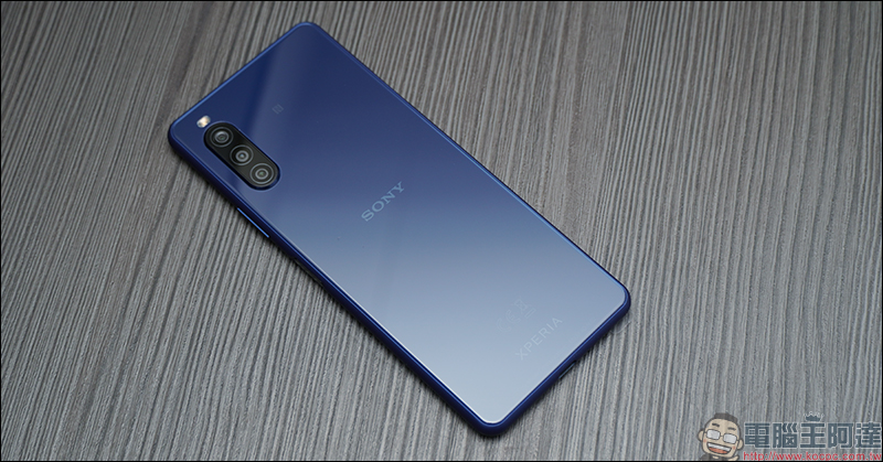 Xperia 10 II 開箱、評測、動手玩:21:9 OLED 寬螢幕、三鏡頭相機,具備防水功能更親民! - 電腦王阿達 Xperia 10 II 開箱、評測、動手玩:21:9 OLED 寬螢幕、三鏡頭相機,具備防水功能更親民! - 電腦王阿達