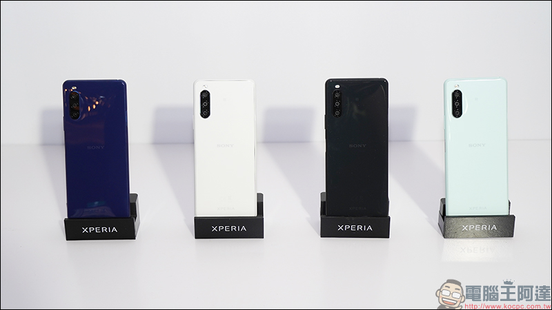 Sony Mobile 在台推出 Xperia 10 II 萬元防水新機,搭載三鏡頭主相機與 21:9 OLED 寬螢幕 - 電腦王阿達 Sony Mobile 在台推出 Xperia 10 II 萬元防水新機,搭載三鏡頭主相機與 21:9 OLED 寬螢幕 - 電腦王阿達