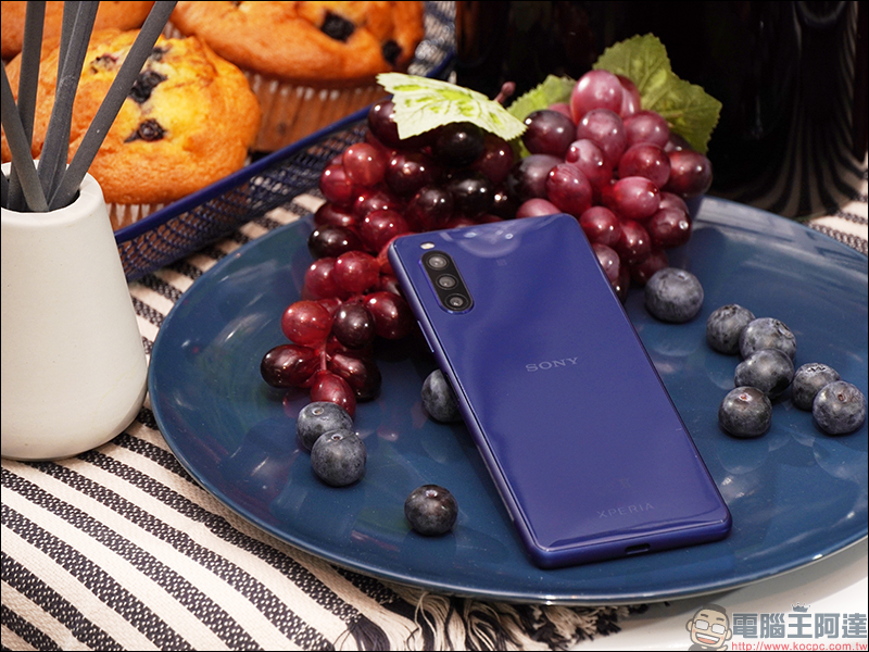 Sony Mobile 在台推出 Xperia 10 II 萬元防水新機,搭載三鏡頭主相機與 21:9 OLED 寬螢幕 - 電腦王阿達 Sony Mobile 在台推出 Xperia 10 II 萬元防水新機,搭載三鏡頭主相機與 21:9 OLED 寬螢幕 - 電腦王阿達